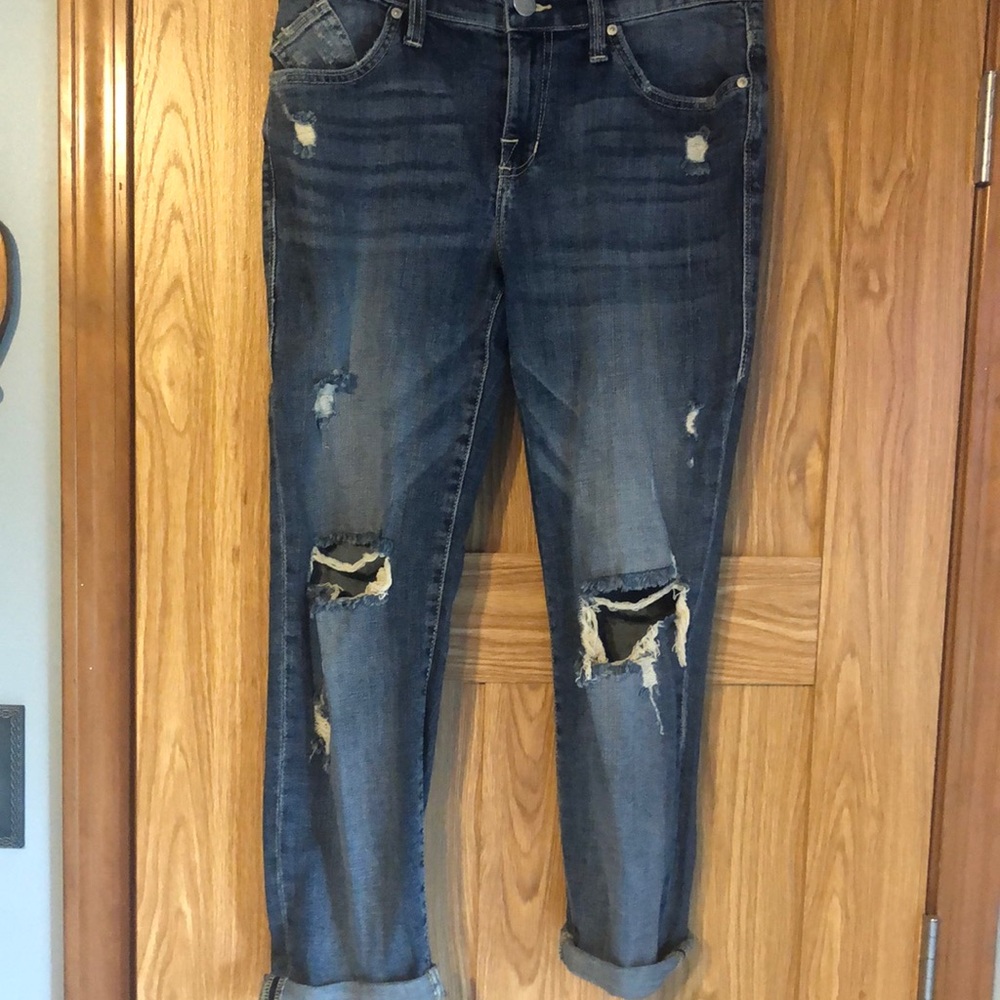 Rock and Republic distressed jean capris